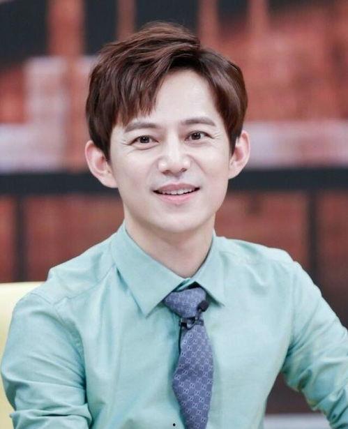 何炅爆料了啥节目啊视频,揭秘幕后的精彩瞬间！  第1张